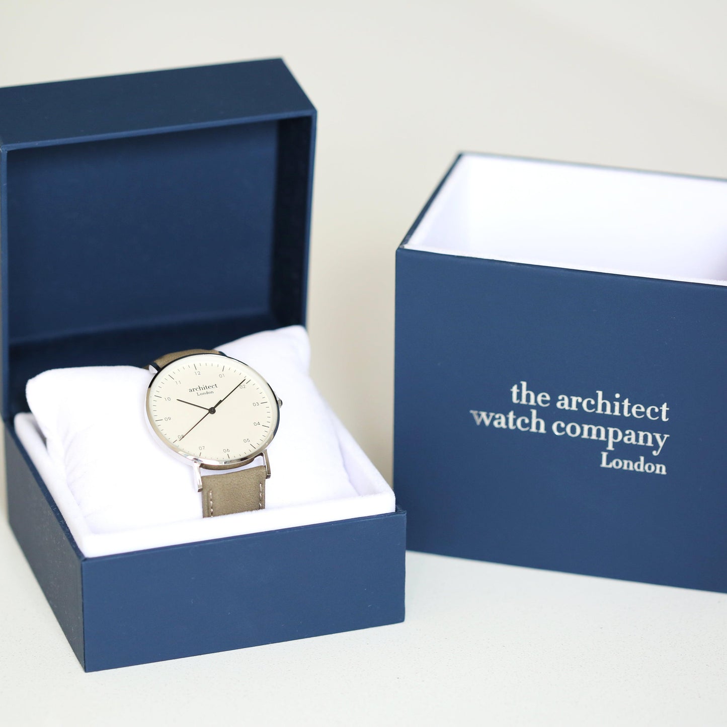 Modern Font Engraving - Men's Architect Zephyr + Urban Grey Strap - MJM OPERATION