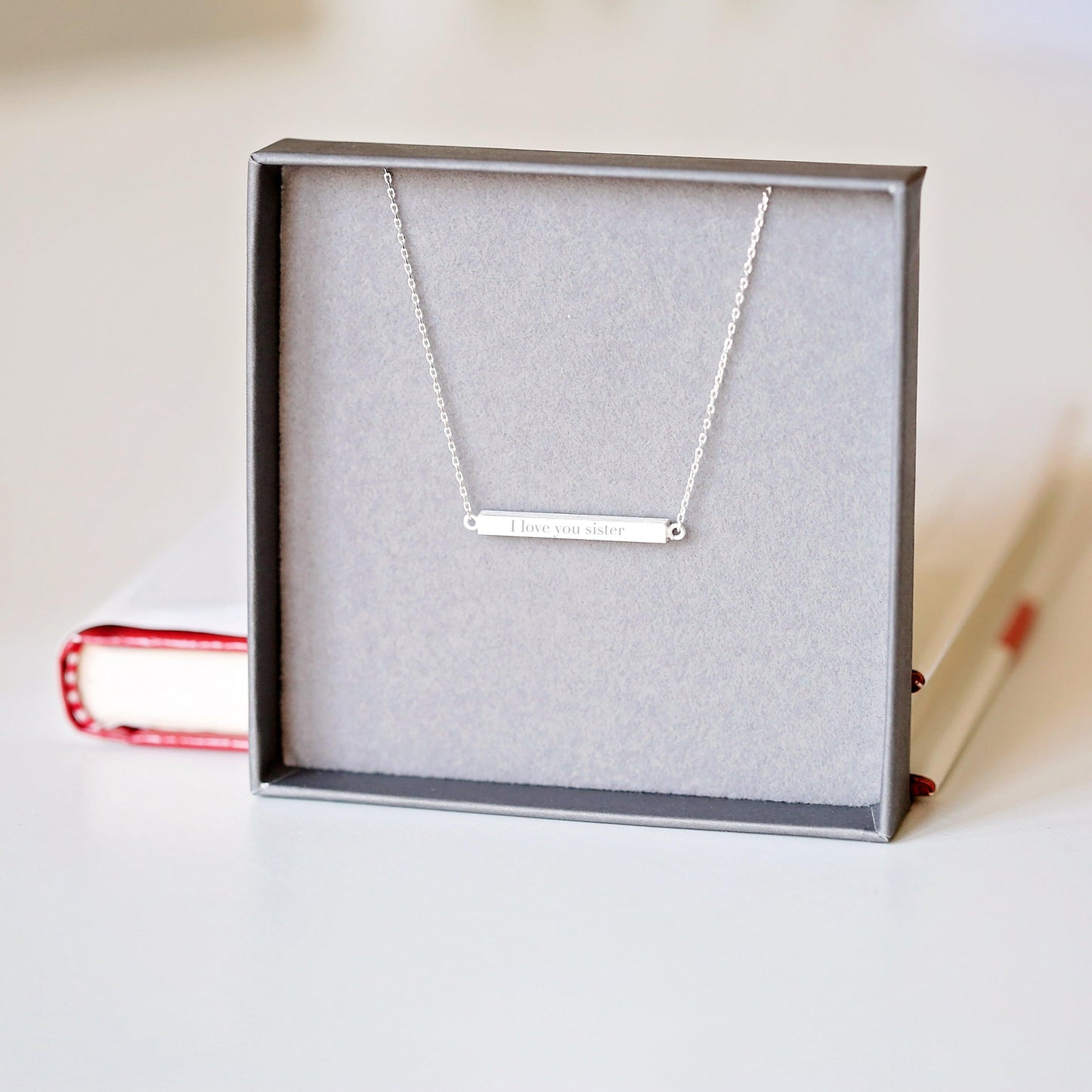 Personalised Horizontal Necklace Modern Font - MJM OPERATION